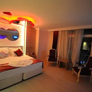 Otel Dora